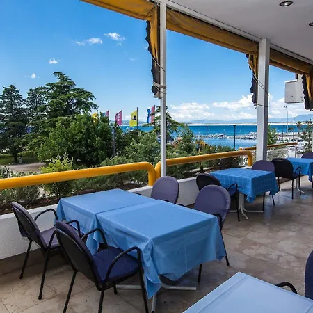 International 2* Crikvenica