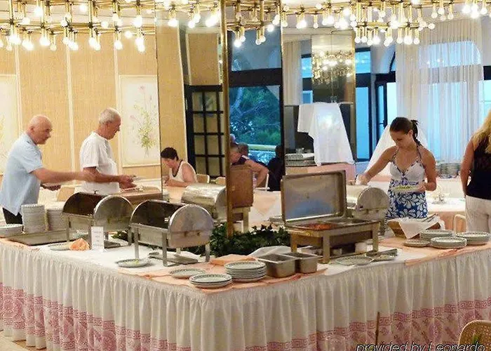 Otel International 2*