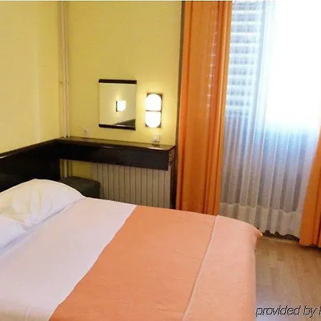 Hotel International 2*