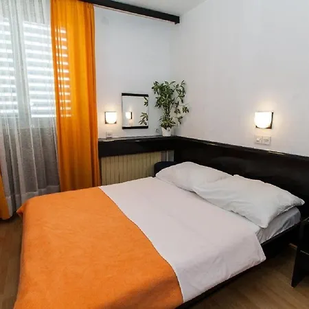 International 2* تْسْغيكفانِتْسا