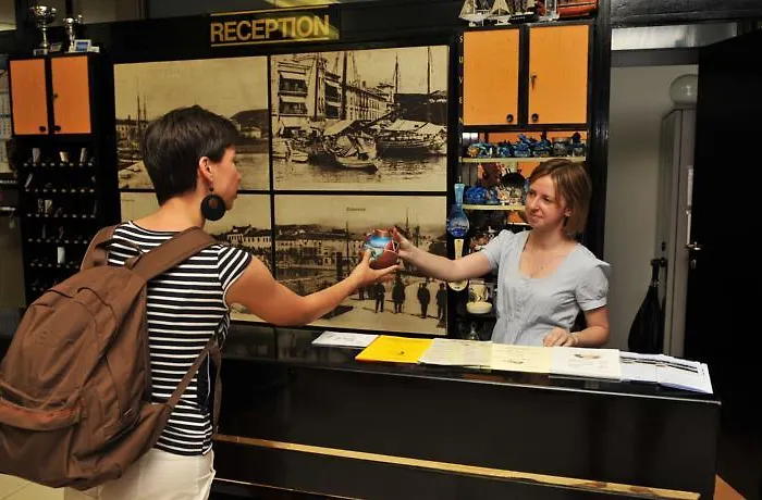 International 酒店